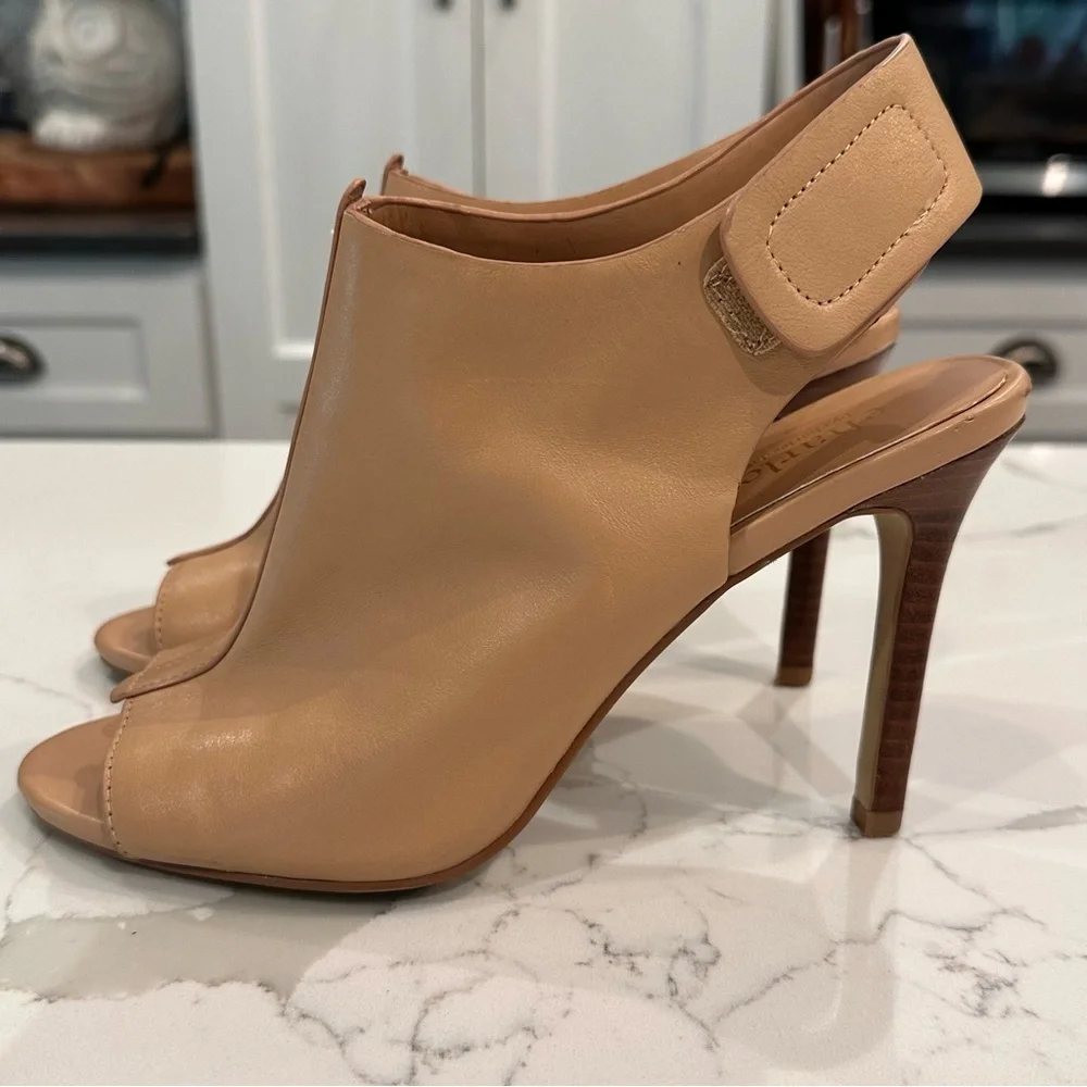 Charles David Womens Imperial Sandal Open Toe Bootie Sz 7.5 Tan Slingback Heels